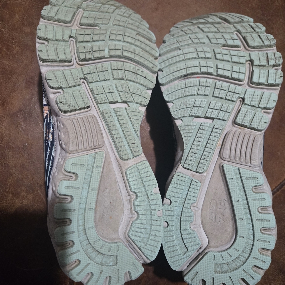 Brooks Size 9 Womens Adrenaline 19 Guiderail 5 Multicolor Shoes. - Picture 10 of 16